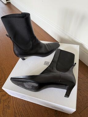 Toteme The Mid-Heel Leather Boots - size EU 38 - black